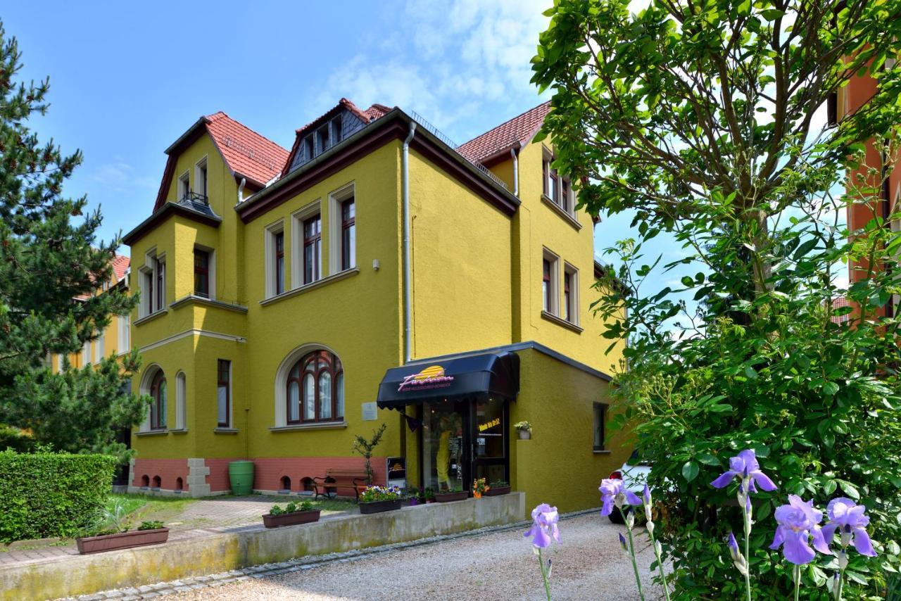 Liebetrau Apartment โกทา ภายนอก รูปภาพ